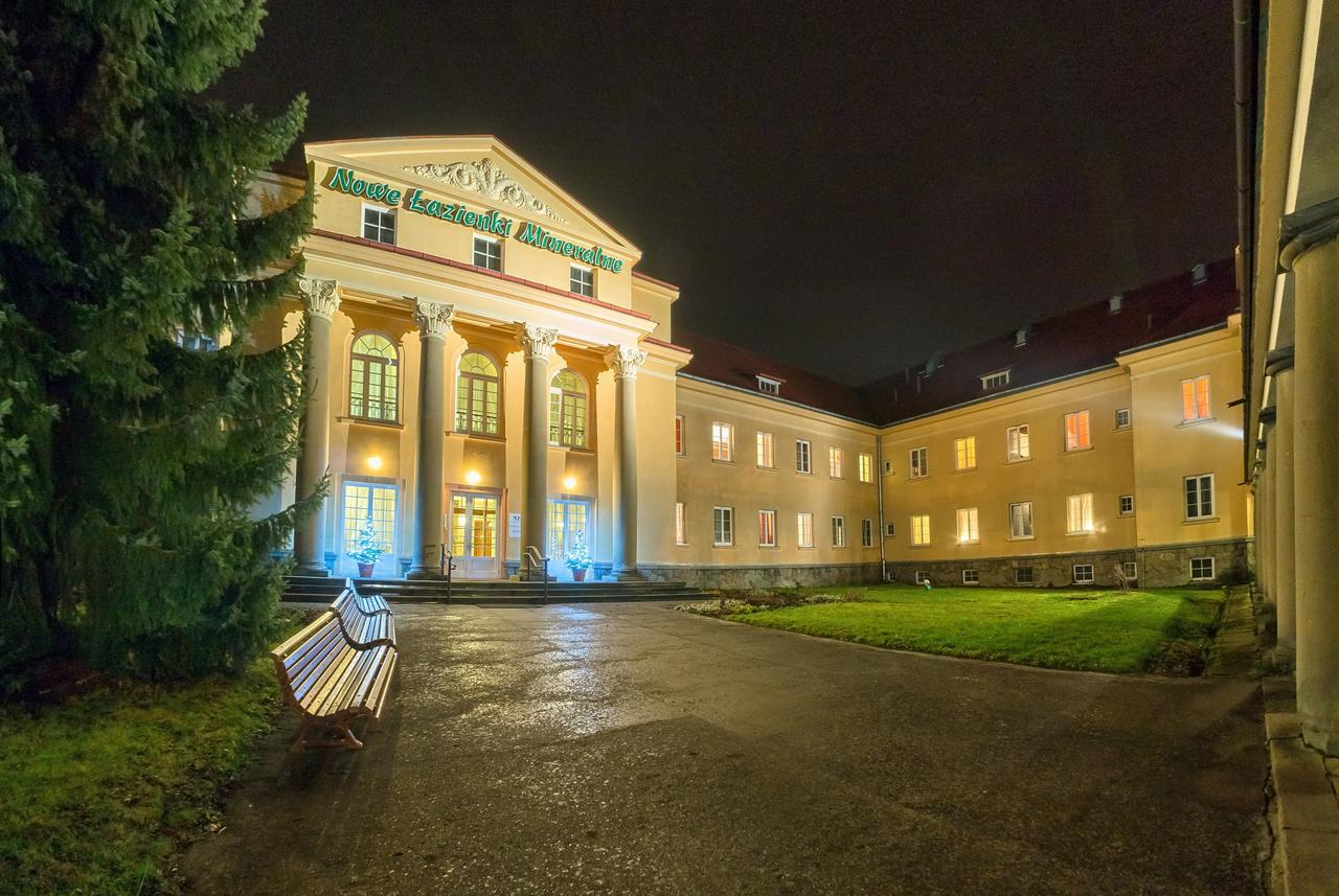 Nowe Lazienki Mineralne Krynica-Zdrój Exteriér fotografie